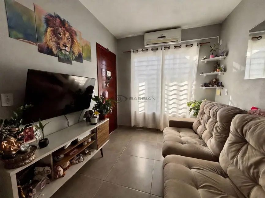 Foto 2 de Casa com 2 quartos à venda, 44m2 em João Alves, Santa Cruz Do Sul - RS