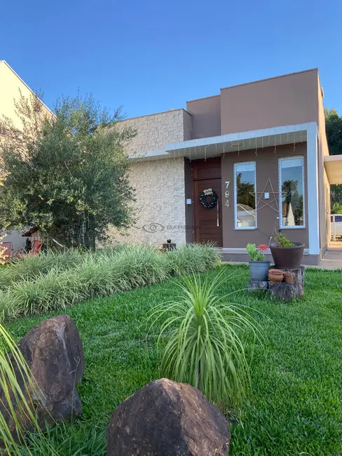 Casa com 2 quartos à venda, 80m2 em Linha Santa Cruz, Santa Cruz Do Sul - RS - imagem 1 Foto 1 de Casa com 2 quartos à venda, 80m2 em Linha Santa Cruz, Santa Cruz Do Sul - RS