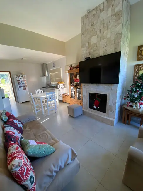 Casa com 2 quartos à venda, 80m2 em Linha Santa Cruz, Santa Cruz Do Sul - RS - imagem 2 Foto 2 de Casa com 2 quartos à venda, 80m2 em Linha Santa Cruz, Santa Cruz Do Sul - RS