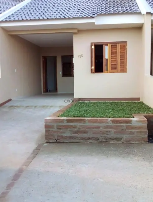 Casa com 2 quartos à venda, 53m2 em Vera Cruz - RS - imagem 1 Foto 1 de Casa com 2 quartos à venda, 53m2 em Vera Cruz - RS