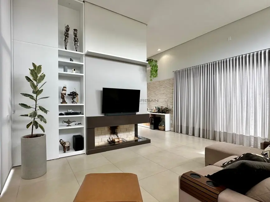 Casa com 3 quartos à venda, 180m2 em Country, Santa Cruz Do Sul - RS - imagem 2 Foto 2 de Casa com 3 quartos à venda, 180m2 em Country, Santa Cruz Do Sul - RS