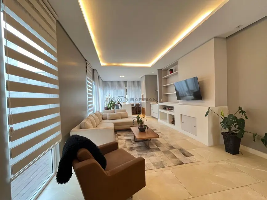 Casa com 3 quartos à venda, 168m2 em Country, Santa Cruz Do Sul - RS - imagem 3 Foto 3 de Casa com 3 quartos à venda, 168m2 em Country, Santa Cruz Do Sul - RS