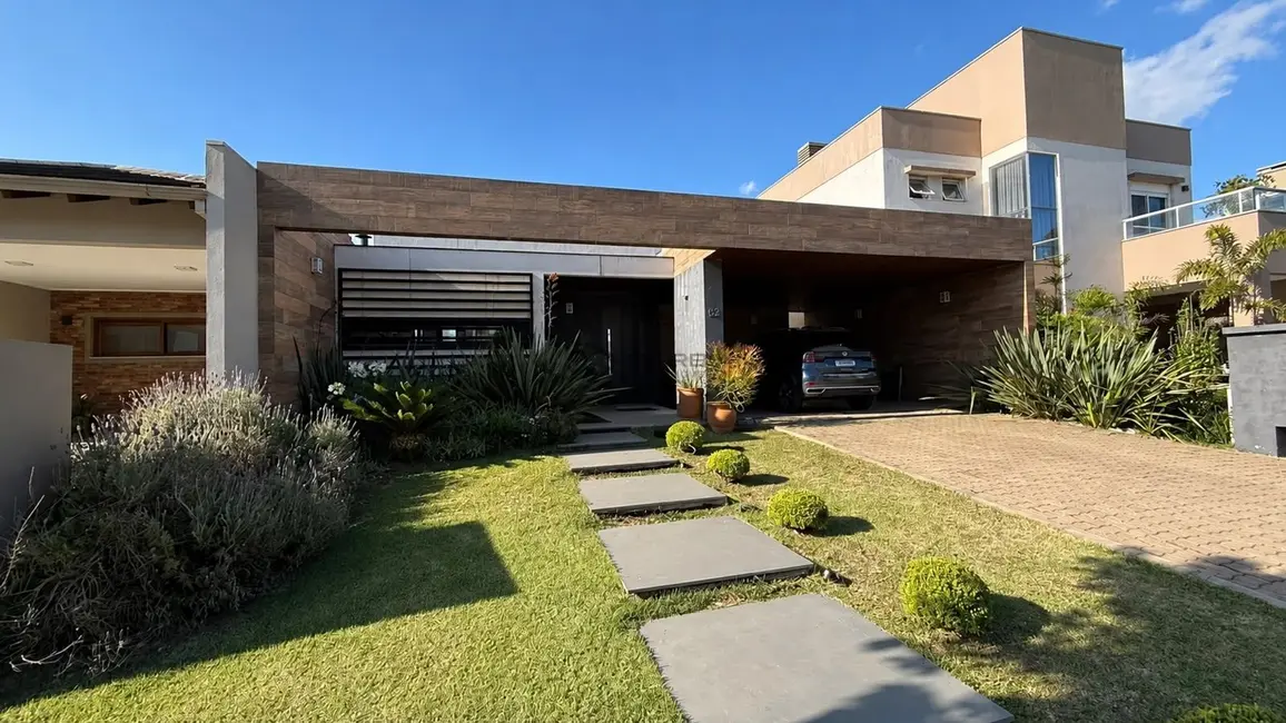 Casa com 3 quartos à venda, 168m2 em Country, Santa Cruz Do Sul - RS - imagem 1 Foto 1 de Casa com 3 quartos à venda, 168m2 em Country, Santa Cruz Do Sul - RS