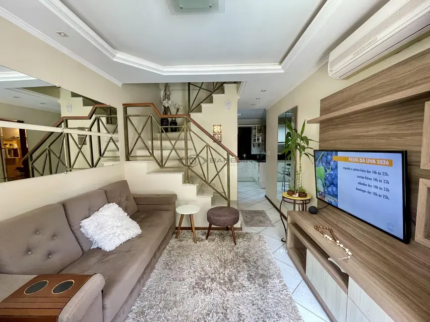 Foto 3 de Apartamento com 3 quartos à venda, 88m2 em Arroio Grande, Santa Cruz Do Sul - RS