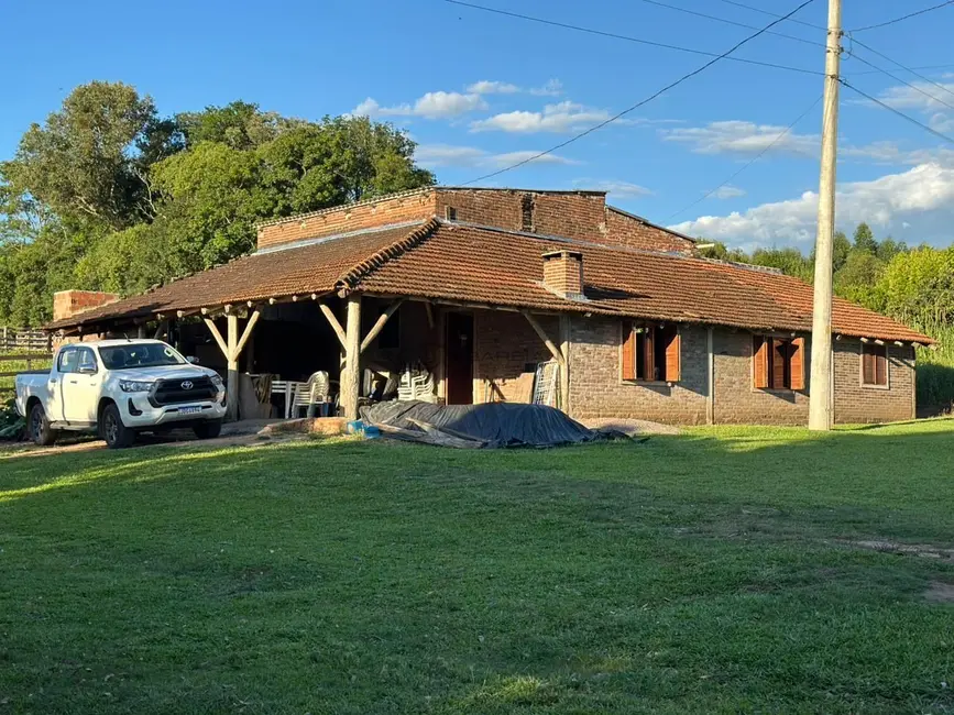 Foto 1 de Chácara com 3 quartos à venda, 100m2 em Vera Cruz - RS