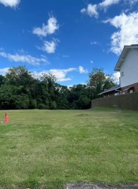Foto 1 de Terreno / Lote à venda, 650m2 em Santo Inácio, Santa Cruz Do Sul - RS
