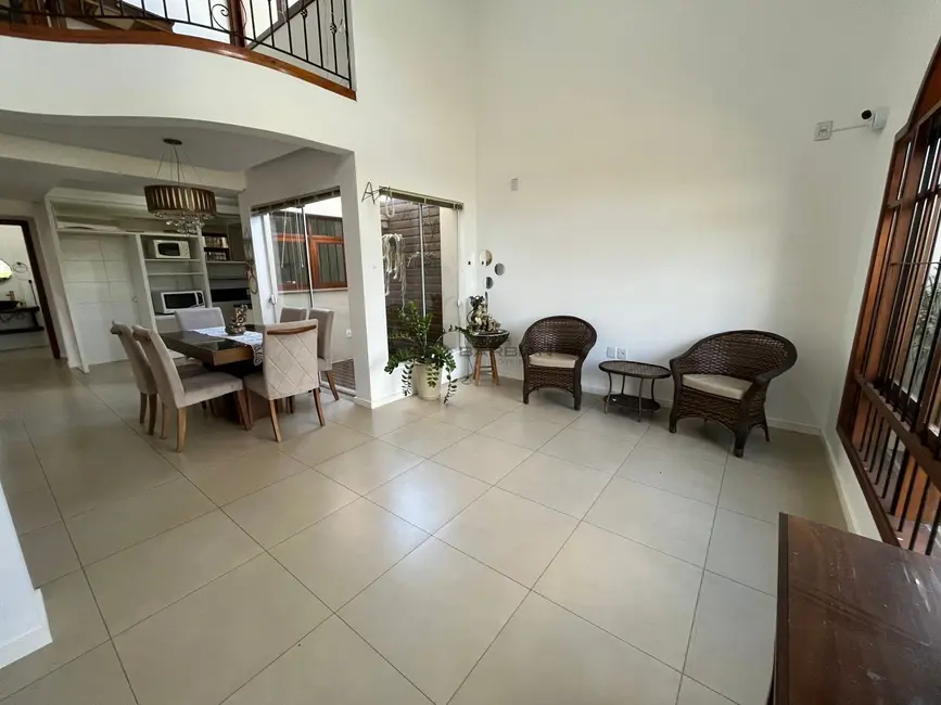 Foto 5 de Casa com 3 quartos à venda, 210m2 em Country, Santa Cruz Do Sul - RS