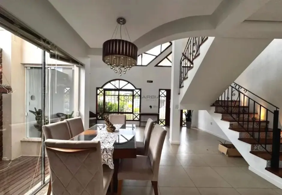 Foto 3 de Casa com 3 quartos à venda, 210m2 em Country, Santa Cruz Do Sul - RS