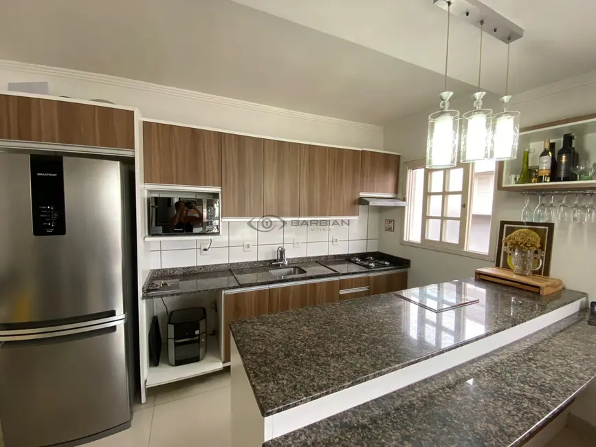 Foto 3 de Apartamento com 2 quartos à venda, 75m2 em Centro, Santa Cruz Do Sul - RS