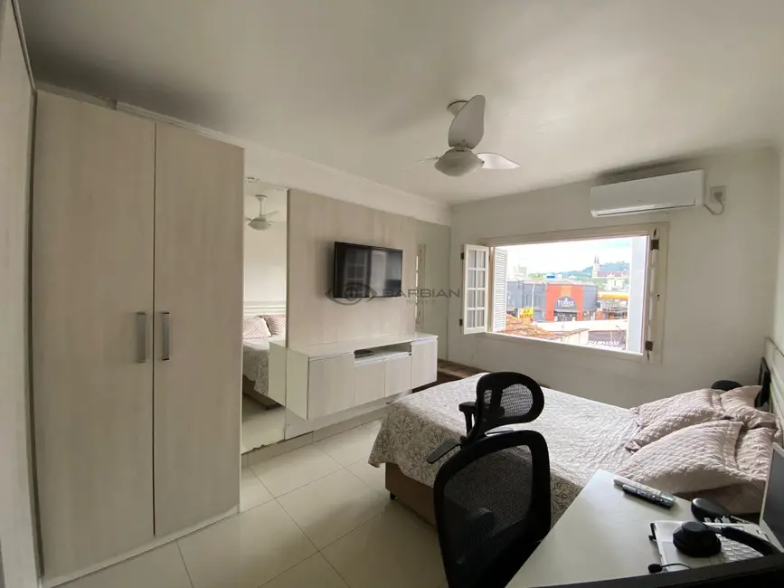Foto 6 de Apartamento com 2 quartos à venda, 75m2 em Centro, Santa Cruz Do Sul - RS
