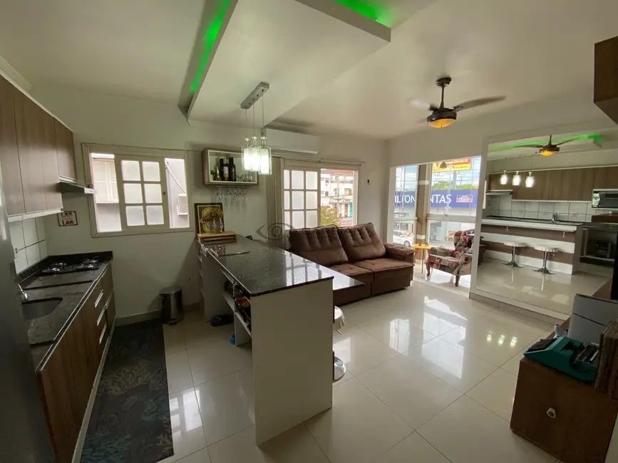 Foto 1 de Apartamento com 2 quartos à venda, 75m2 em Centro, Santa Cruz Do Sul - RS