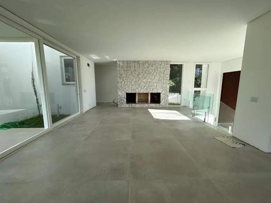 Foto 4 de Casa de Condomínio com 3 quartos à venda, 226m2 em Country, Santa Cruz Do Sul - RS