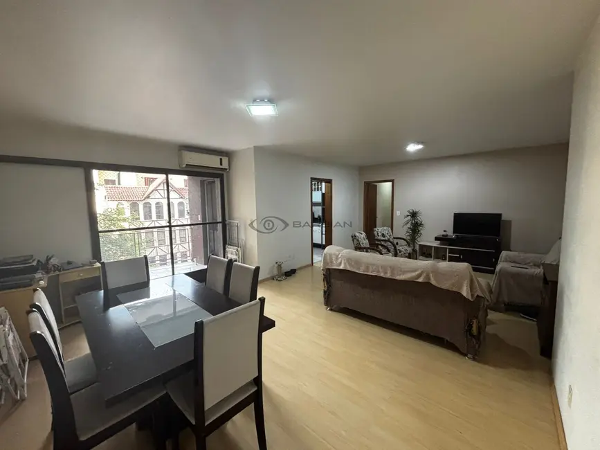 Foto 1 de Apartamento com 3 quartos à venda, 108m2 em Centro, Santa Cruz Do Sul - RS