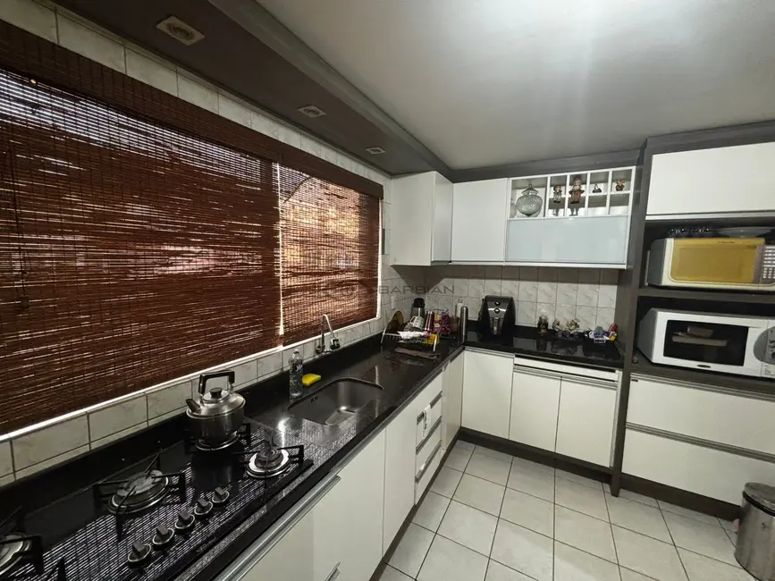 Foto 8 de Apartamento com 3 quartos à venda, 108m2 em Centro, Santa Cruz Do Sul - RS