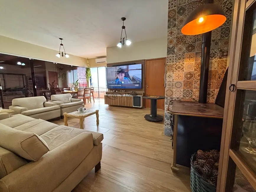 Foto 1 de Casa com 3 quartos à venda, 145m2 em Vera Cruz - RS