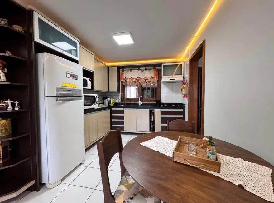 Foto 7 de Casa com 3 quartos à venda, 145m2 em Vera Cruz - RS