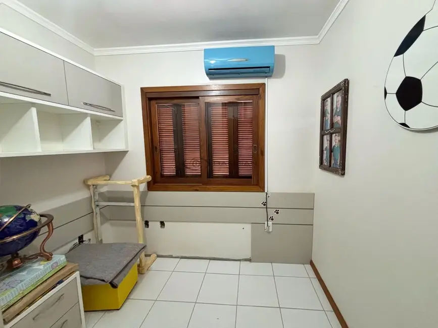 Foto 9 de Casa com 3 quartos à venda, 145m2 em Vera Cruz - RS