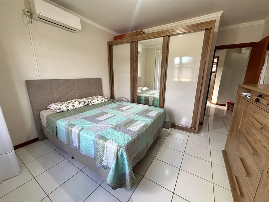 Foto 8 de Casa com 3 quartos à venda, 145m2 em Vera Cruz - RS