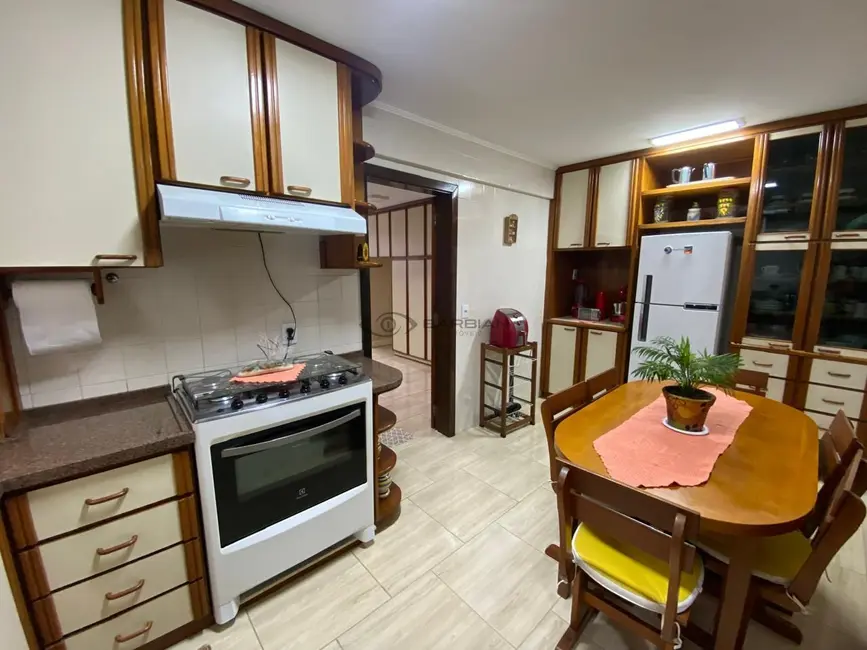 Foto 5 de Apartamento com 3 quartos à venda, 242m2 em Centro, Santa Cruz Do Sul - RS