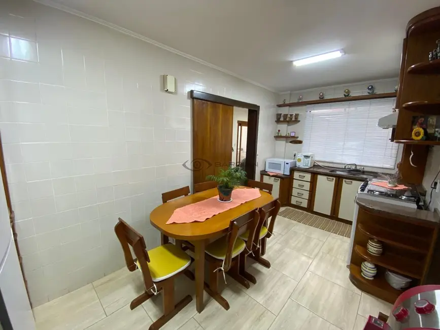Foto 4 de Apartamento com 3 quartos à venda, 242m2 em Centro, Santa Cruz Do Sul - RS