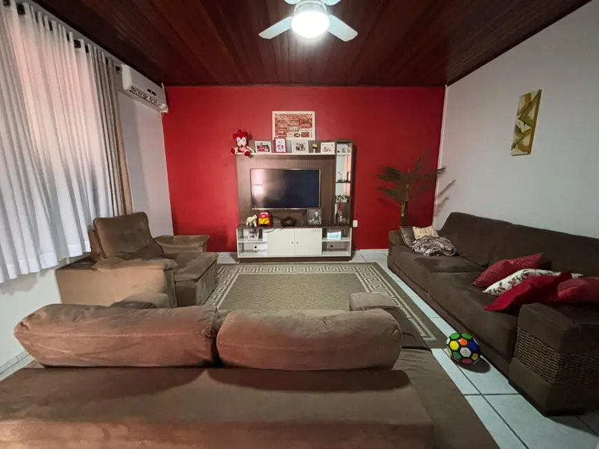 Foto 8 de Casa com 2 quartos à venda, 170m2 em Várzea, Santa Cruz Do Sul - RS