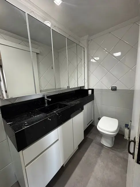 Foto 8 de Apartamento com 3 quartos à venda, 82m2 em Santo Inácio, Santa Cruz Do Sul - RS