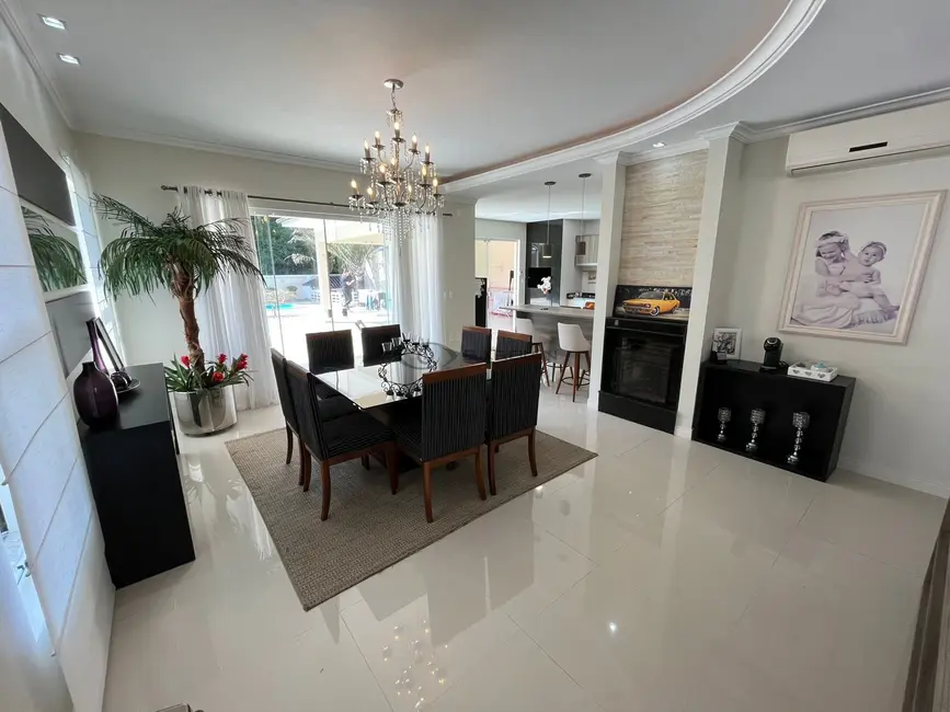 Foto 5 de Casa com 3 quartos à venda, 283m2 em Country, Santa Cruz Do Sul - RS