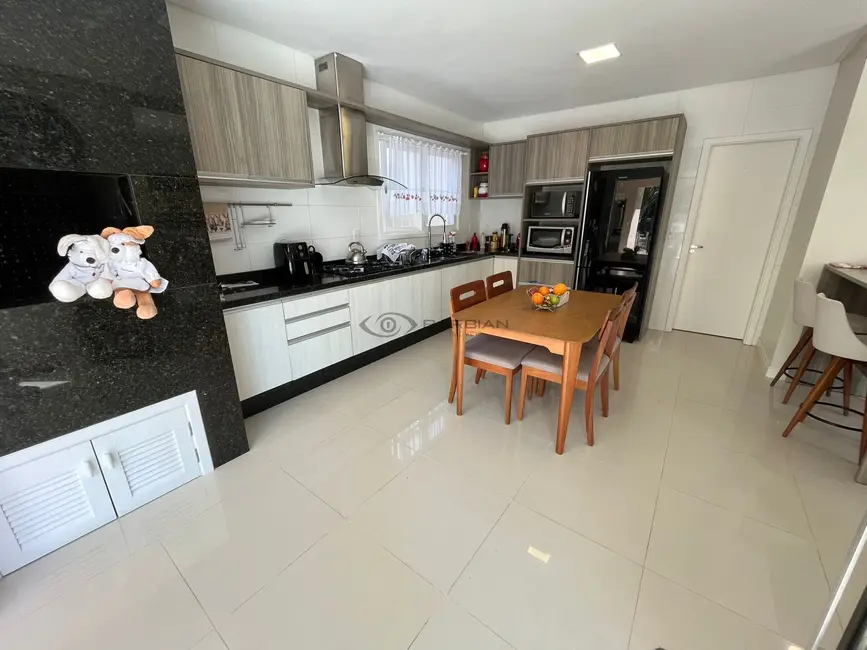 Foto 8 de Casa com 3 quartos à venda, 283m2 em Country, Santa Cruz Do Sul - RS