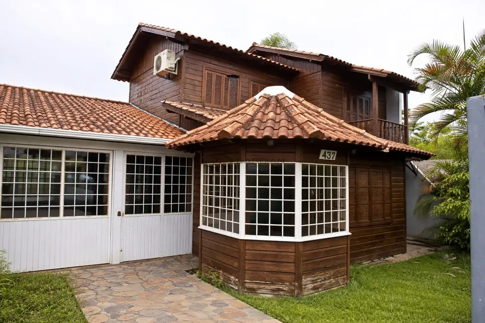 Foto 2 de Casa com 4 quartos à venda, 190m2 em Bonfim, Santa Cruz Do Sul - RS