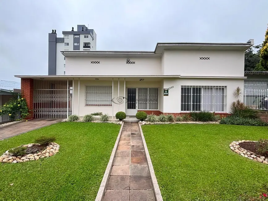 Casa com 4 quartos à venda, 238m2 em Centro, Santa Cruz Do Sul - RS - imagem 1 Foto 1 de Casa com 4 quartos à venda, 238m2 em Centro, Santa Cruz Do Sul - RS