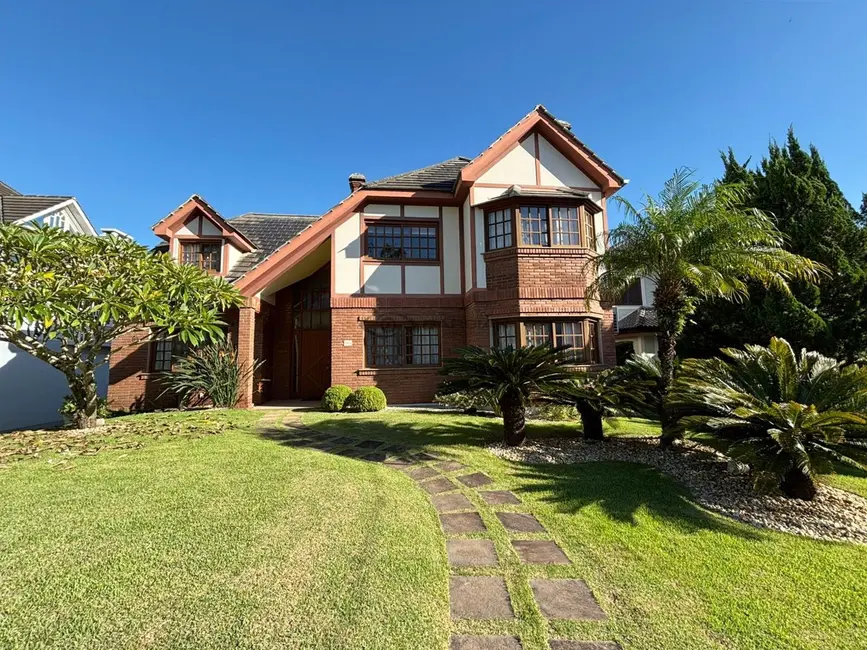 Casa com 4 quartos à venda, 300m2 em Santo Inácio, Santa Cruz Do Sul - RS - imagem 2 Foto 2 de Casa com 4 quartos à venda, 300m2 em Santo Inácio, Santa Cruz Do Sul - RS