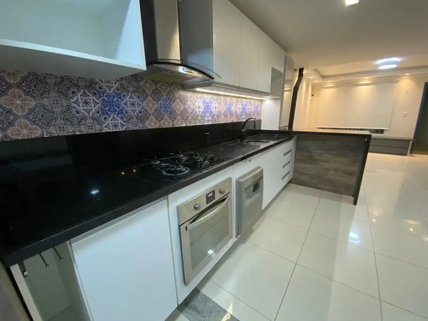Apartamento com 2 quartos para alugar, 120m2 em Renascença, Santa Cruz Do Sul - RS - imagem 5 Foto 5 de Apartamento com 2 quartos para alugar, 120m2 em Renascença, Santa Cruz Do Sul - RS