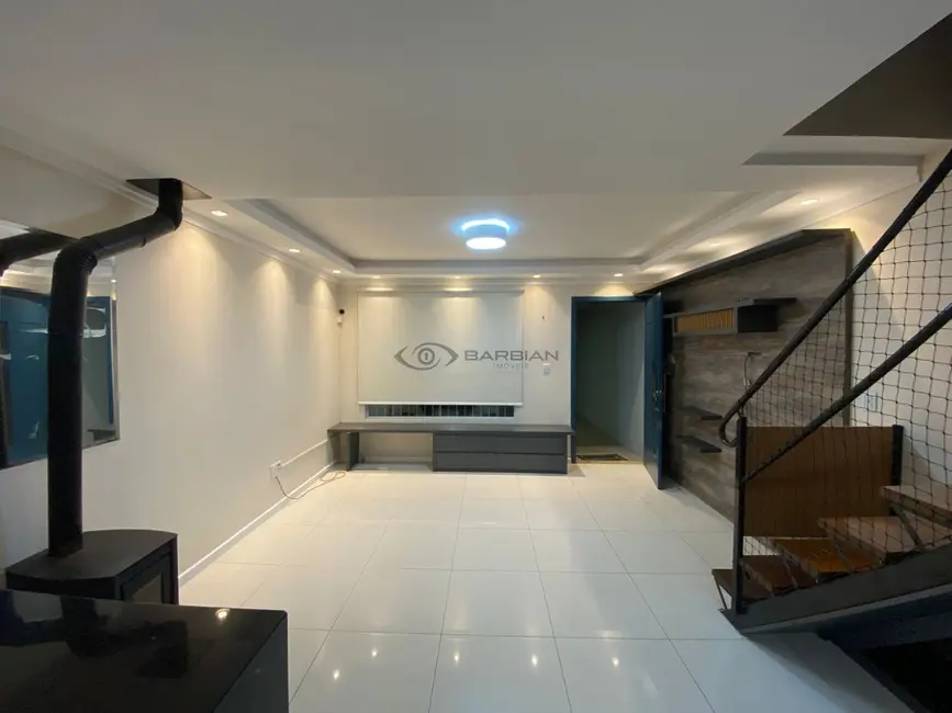 Apartamento com 2 quartos para alugar, 120m2 em Renascença, Santa Cruz Do Sul - RS - imagem 3 Foto 3 de Apartamento com 2 quartos para alugar, 120m2 em Renascença, Santa Cruz Do Sul - RS