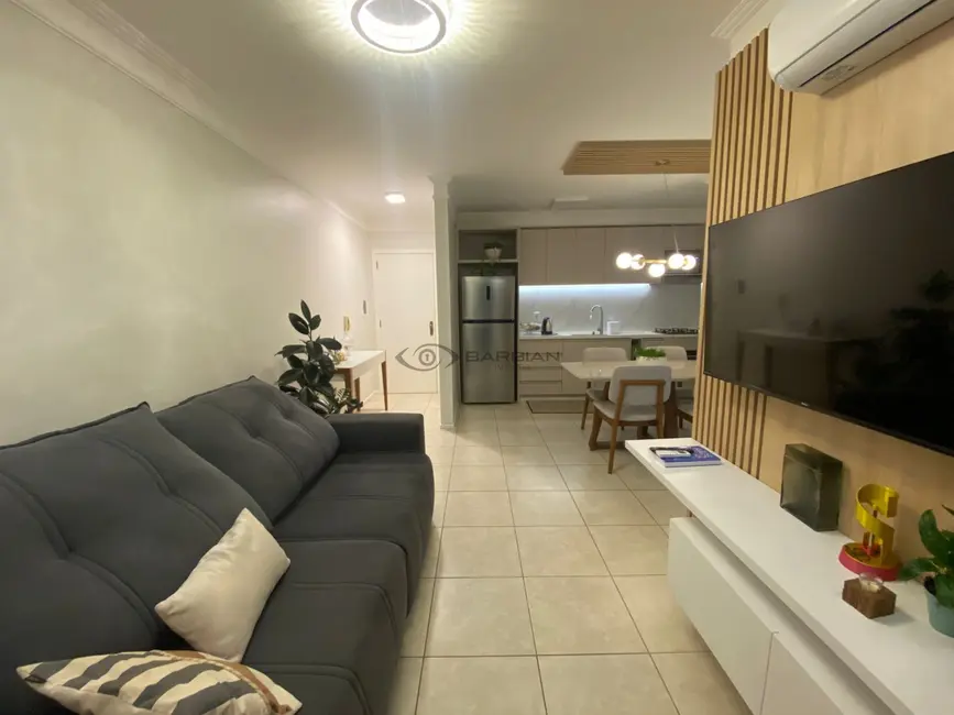 Apartamento com 2 quartos para alugar, 64m2 em Centro, Santa Cruz Do Sul - RS - imagem 7 Foto 7 de Apartamento com 2 quartos para alugar, 64m2 em Centro, Santa Cruz Do Sul - RS