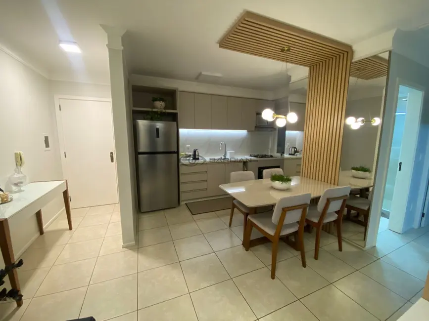 Apartamento com 2 quartos para alugar, 64m2 em Centro, Santa Cruz Do Sul - RS - imagem 2 Foto 2 de Apartamento com 2 quartos para alugar, 64m2 em Centro, Santa Cruz Do Sul - RS