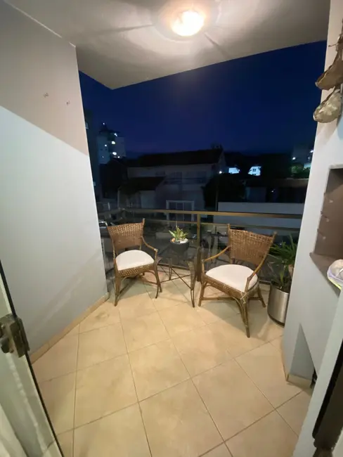 Apartamento com 2 quartos para alugar, 64m2 em Centro, Santa Cruz Do Sul - RS - imagem 6 Foto 6 de Apartamento com 2 quartos para alugar, 64m2 em Centro, Santa Cruz Do Sul - RS