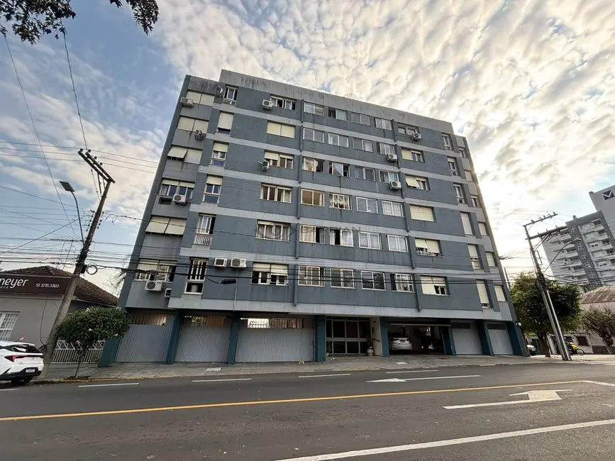 Apartamento com 2 quartos à venda, 72m2 em Centro, Santa Cruz Do Sul - RS - imagem 1 Foto 1 de Apartamento com 2 quartos à venda, 72m2 em Centro, Santa Cruz Do Sul - RS