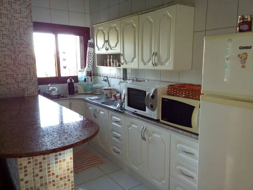 Foto 7 de Casa com 4 quartos à venda, 189m2 em Santo Inácio, Santa Cruz Do Sul - RS