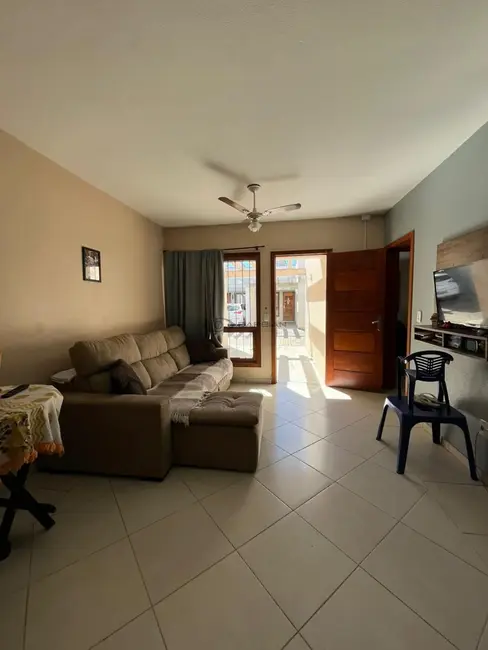 Foto 3 de Casa com 2 quartos à venda, 64m2 em Arroio Grande, Santa Cruz Do Sul - RS