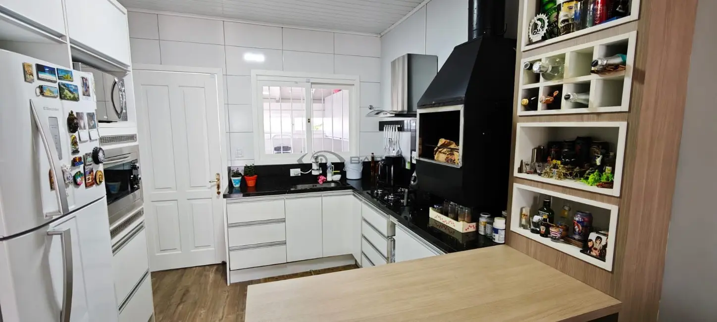 Casa com 2 quartos à venda, 60m2 em João Alves, Santa Cruz Do Sul - RS - imagem 2 Foto 2 de Casa com 2 quartos à venda, 60m2 em João Alves, Santa Cruz Do Sul - RS