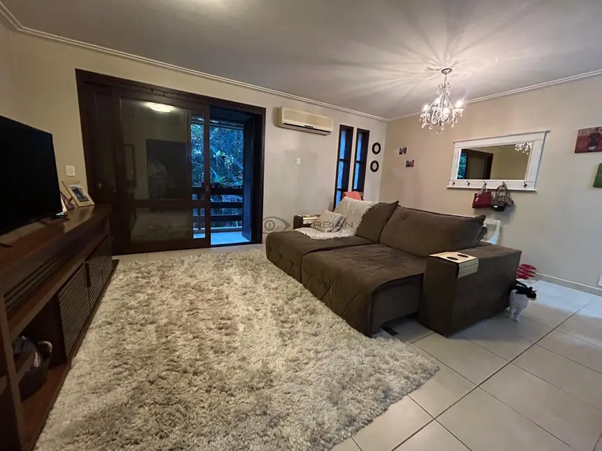 Apartamento com 3 quartos à venda, 155m2 em Higienópolis, Santa Cruz Do Sul - RS - imagem 1 Foto 1 de Apartamento com 3 quartos à venda, 155m2 em Higienópolis, Santa Cruz Do Sul - RS