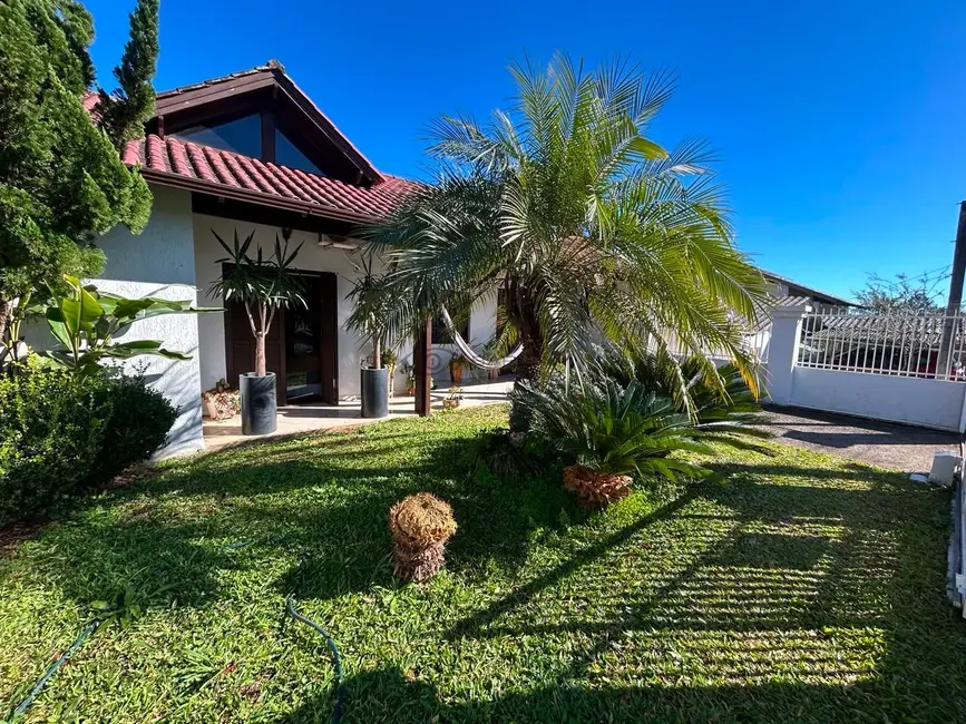 Foto 3 de Casa com 2 quartos à venda, 152m2 em Linha Santa Cruz, Santa Cruz Do Sul - RS