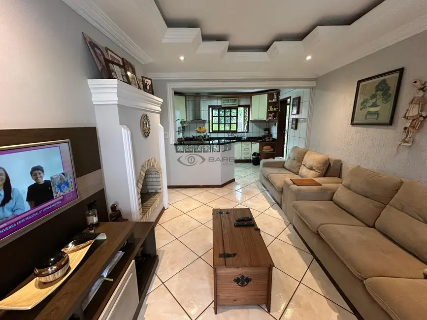 Casa com 2 quartos à venda, 152m2 em Linha Santa Cruz, Santa Cruz Do Sul - RS - imagem 6 Foto 6 de Casa com 2 quartos à venda, 152m2 em Linha Santa Cruz, Santa Cruz Do Sul - RS