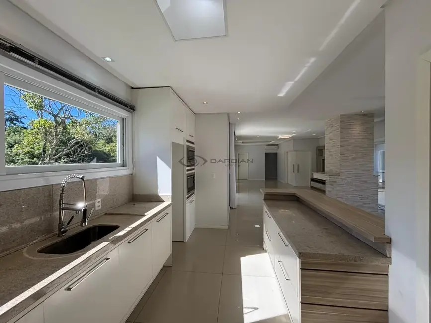 Casa com 3 quartos à venda, 233m2 em Country, Santa Cruz Do Sul - RS - imagem 5 Foto 5 de Casa com 3 quartos à venda, 233m2 em Country, Santa Cruz Do Sul - RS