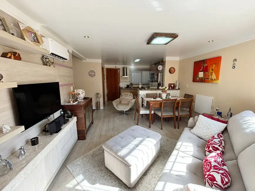 Apartamento com 3 quartos à venda, 130m2 em Santo Inácio, Santa Cruz Do Sul - RS - imagem 4 Foto 4 de Apartamento com 3 quartos à venda, 130m2 em Santo Inácio, Santa Cruz Do Sul - RS