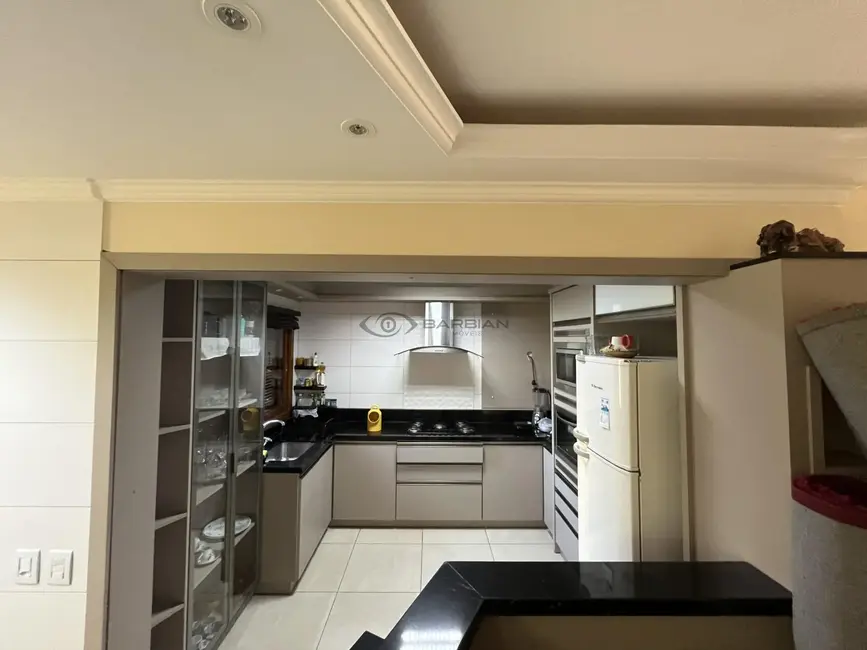 Foto 4 de Casa com 3 quartos à venda, 225m2 em Linha Santa Cruz, Santa Cruz Do Sul - RS