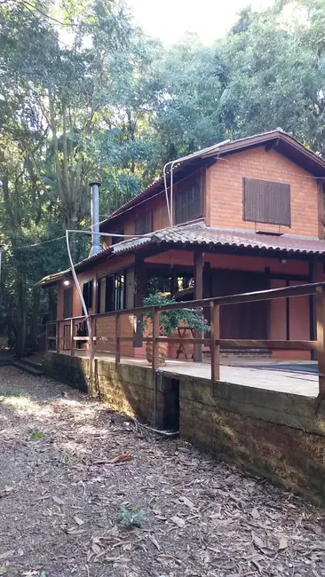 Foto 1 de Chácara com 3 quartos à venda, 900m2 em Santa Cruz Do Sul - RS