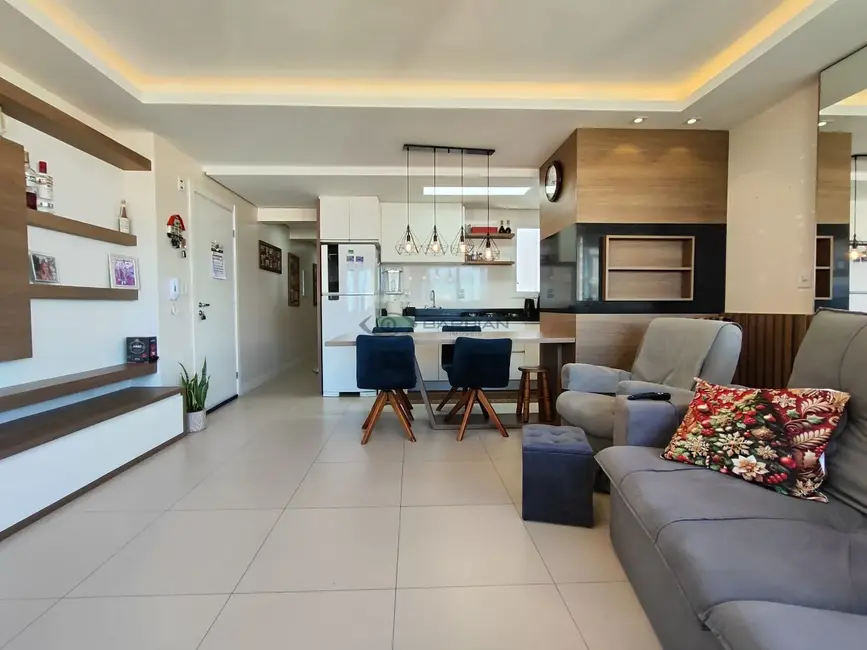 Foto 4 de Apartamento com 3 quartos à venda, 88m2 em Torres - RS