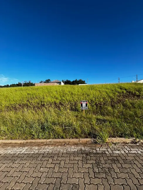 Foto 2 de Terreno / Lote à venda, 300m2 em Linha Santa Cruz, Santa Cruz Do Sul - RS