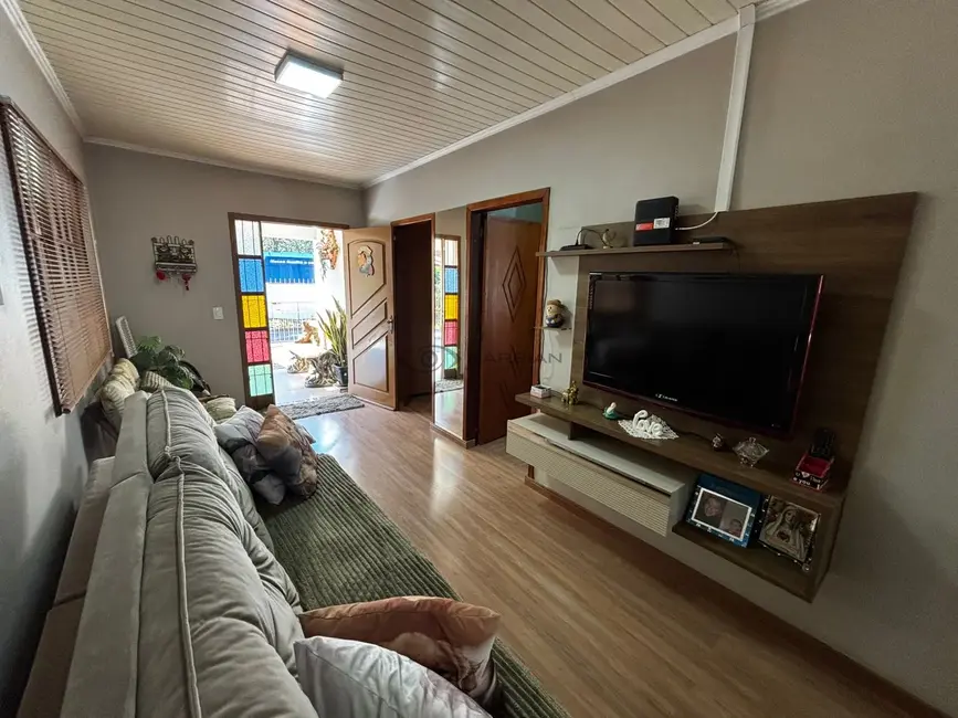 Foto 7 de Casa com 2 quartos à venda, 117m2 em Esmeralda, Santa Cruz Do Sul - RS